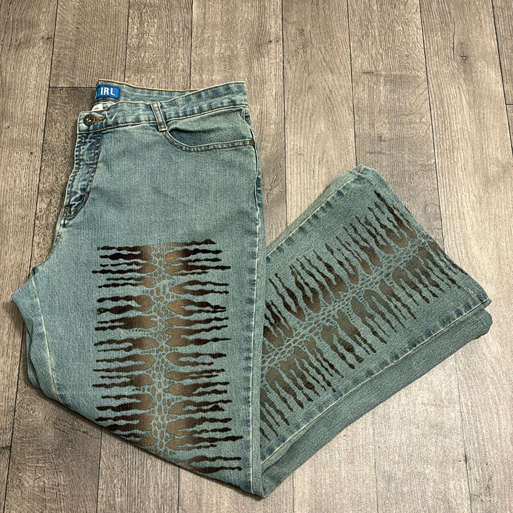 Cool Vintage Printed Front Pant Legs